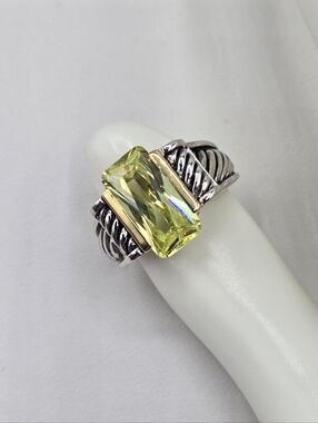 Swarovski Crystal Elements Silver Gold Statement Ring Yellow Two Tone Size 6.75